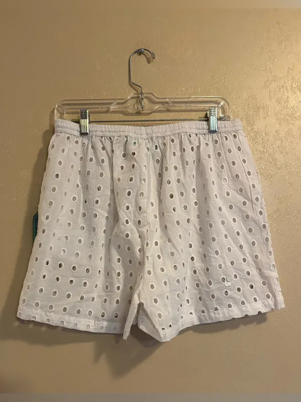 NWT True Destinations Eyelet Cover-Up Shirt and Shorts Set sz L - Image 5