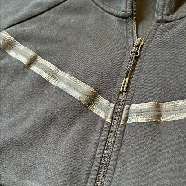 Nike Cropped Tech Hoodie - Image 2