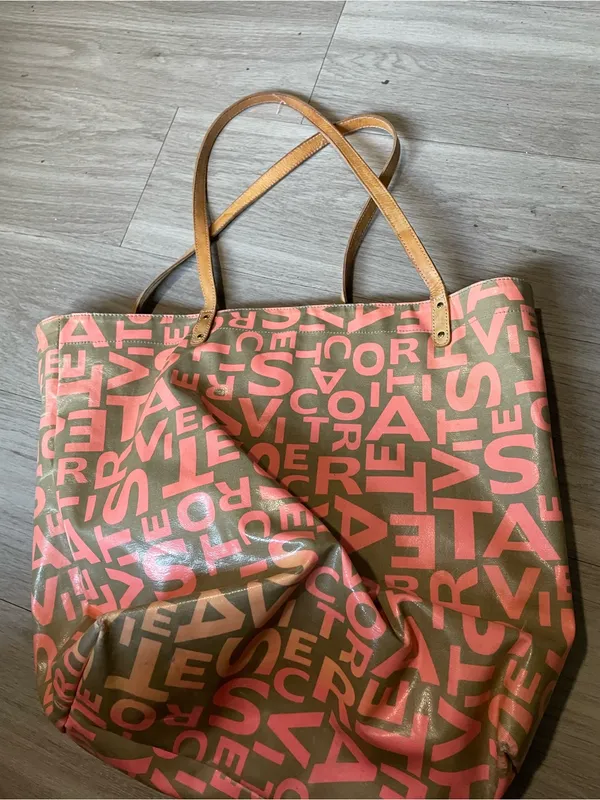 Victoria's Secret Pink and Tan Logo-Print Tote - Image 3