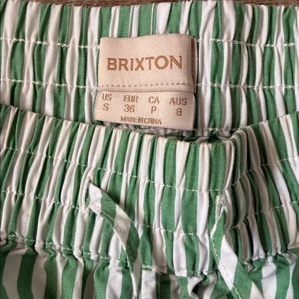 Brixton Women's Sidney Boxer Green Shorts Size Small - Image 2