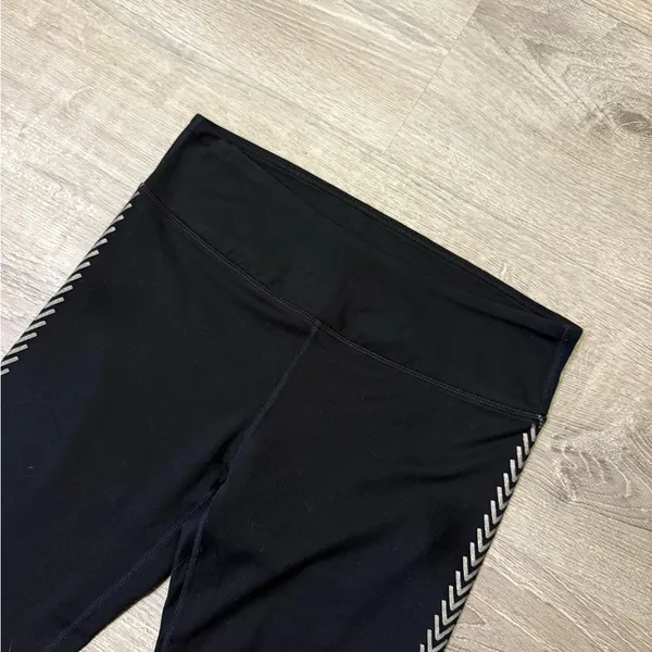 •FABLETICS• BLACK LEGGINGS - Image 3