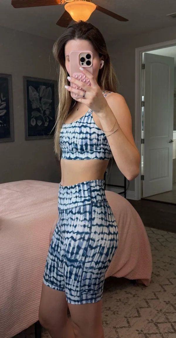GapFit Blue Tie-Dye Workout Set – Size XS (Top + Biker Shorts) - Image 2