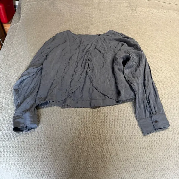 Madewell Relaxed Tulip-Back Top in Sunfaded Indigo Size Large EUC - Image 11