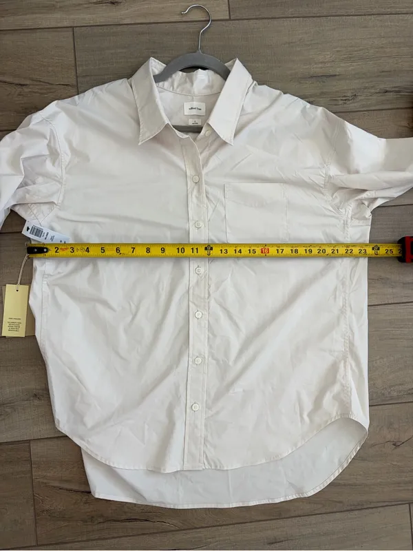 Aritzia Wilfred Free The Relaxed Shirt Button Down Birch NWT Small - Image 8