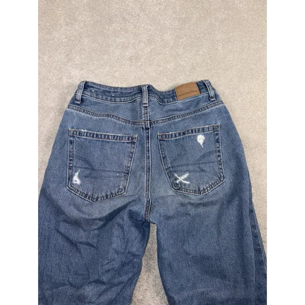 American Eagle‎ Outfitters Mom Jeans Light Wash Distressed Ripped Size 2 - Image 8