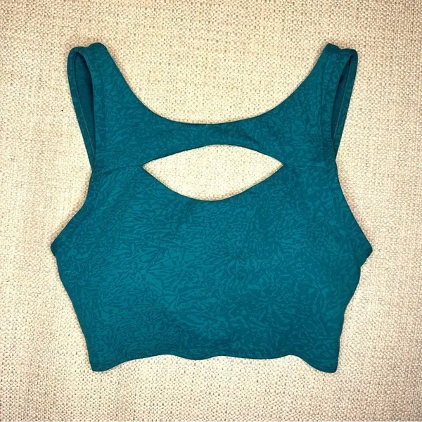Lululemon Crunch Teal Lagoon Everlux Cut-Out Train Bra *Medium Support, B/C Cups - Image 6