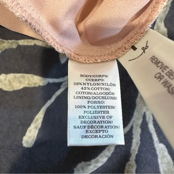 Ann Taylor Lace Sleeveless Top in Beige - Image 13