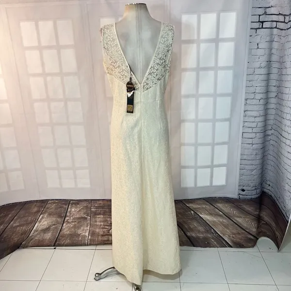 Miusol NWT Cream Floral Lace Sleeveless V-Back Maxi Length Dress Size XL - Image 5