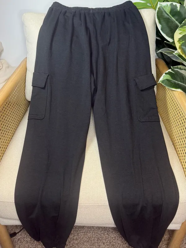 Vuori Boyfriend Cargo Joggers 27" Size medium - Image 5
