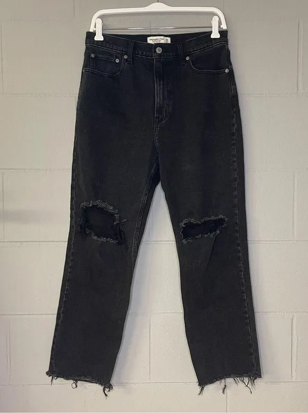 Abercrombie & Fitch The Ankle Straight Ultra High Rise in Black Size 30/10R - Image 3