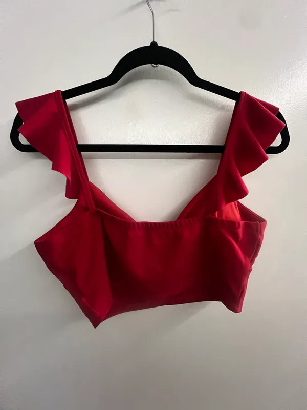 Boutique Preppy Red Crop Top Size L - Image 2