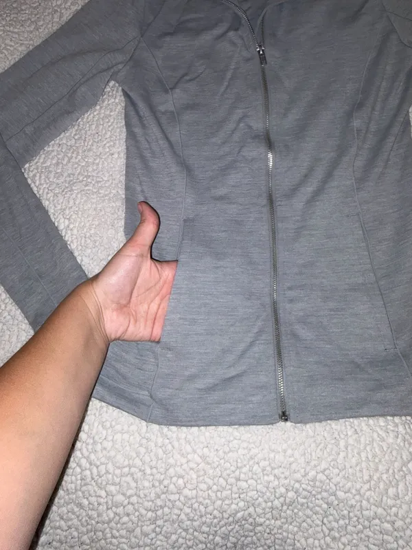 Nike Yoga Luxe Full Zip - Image 6