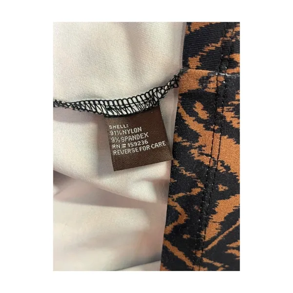 J McLaughlin Catalina Cloth Top Womens Medium Brown Black Button Up Tiger Safari - Image 5