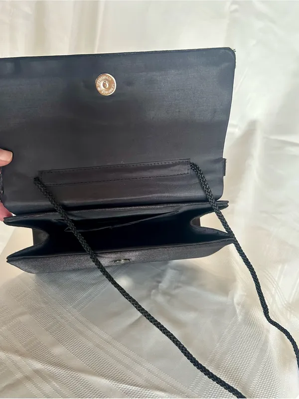 Black Embroidered Evening Shoulder Bag - Image 5