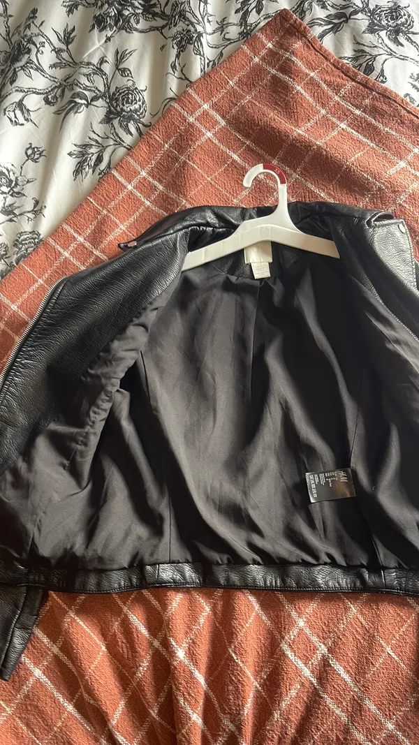 H&M Faux Leather Jacket Black - Image 4