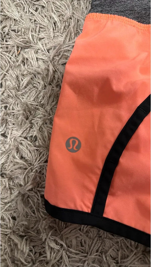 Lululemon Speed Up 4" - Image 2