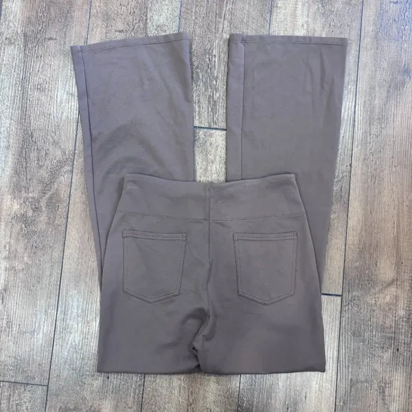 Halara Women's Flare Leg High Waisted Pants Light Brown/Gray Size Medium READ - Image 3