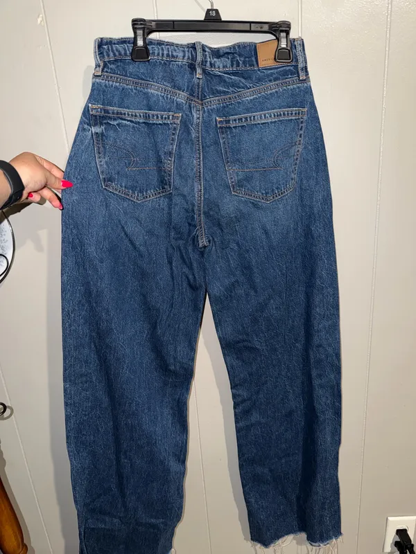 American Eagle Jeans - Image 3