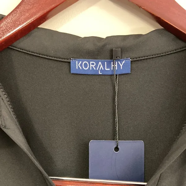 Koralhy Women’s Short Sleeve Golf Shirt Size L - Image 3