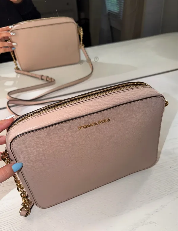 Michael Kors Purse Crossbody Pink - Image 2