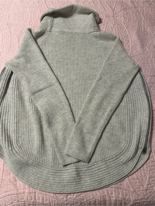 Vince Heathered Light Gray Ribbed Cowl Neck Sweater - Image 8