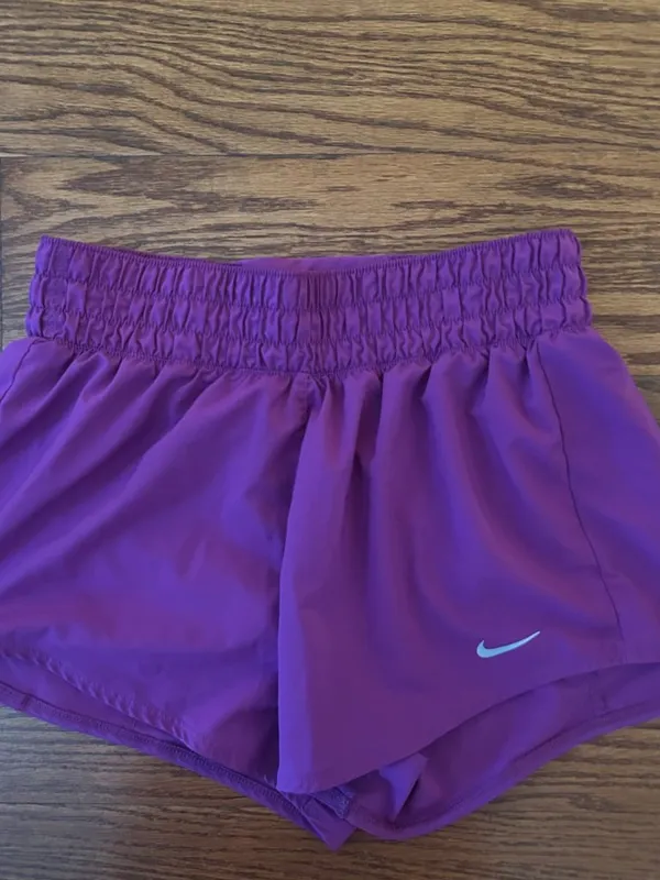 Nike Women's One Dri-FIT Mid Rise 3" Purple Running Shorts Size XS Activewear - Image 3