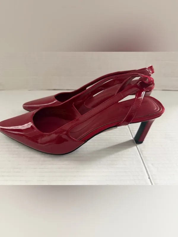 DKNY Women's Carson Pointed-Toe Slingback Pumps Ruby Red patent Heels Size 9.5 - Image 2