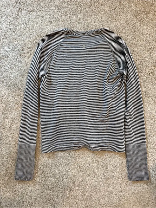 lululemon size 10 - Striped Long-Sleeve Crewneck Top - Grey/Black - Image 4