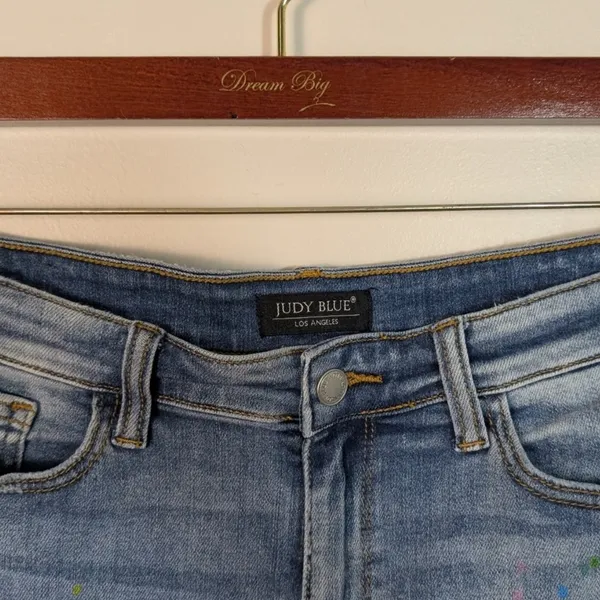 Judy Blue - Paint Spatter Distressed Jean Shorts - Light Blue - Image 9