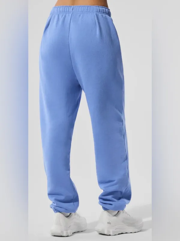 ALO Yoga NWT Accolade Sweatpants Joggers Crystal Clear Blue Size M - Image 2