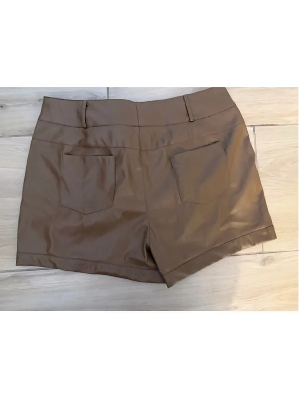 NEW Vegan Leather High Waist Shorts Pleated Pockets XL - Image 2