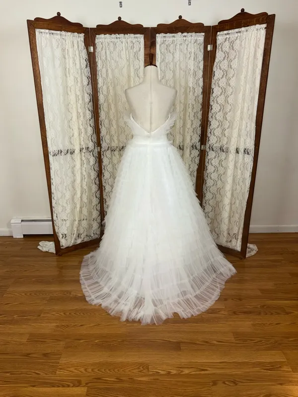 Stunning New MacDuggal Tiered Tulle Wedding Gown - Image 8