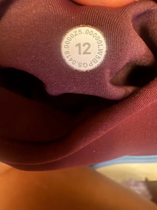 Lululemon in movement tight 25” - Image 10