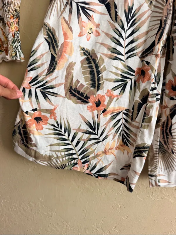Billabong Floral Wide-Leg Pants and Cropped Top - Cream with Green & Peach Floral Print - Image 5