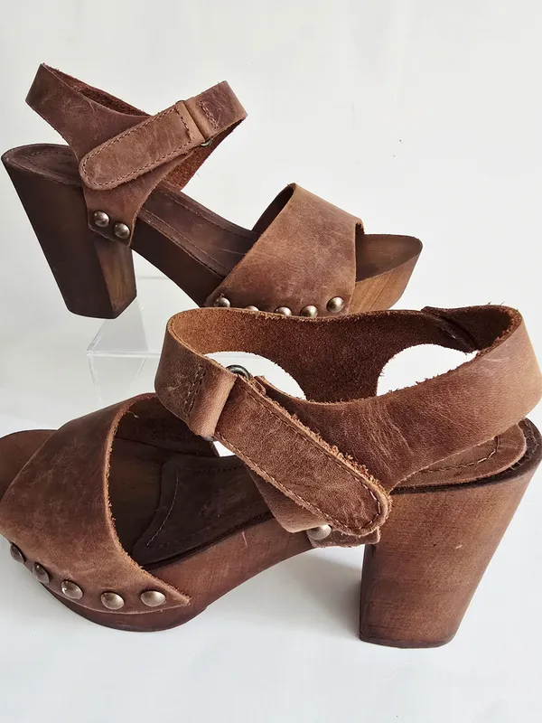 Giannetti Italian Leather Clog Size 8 - Image 4