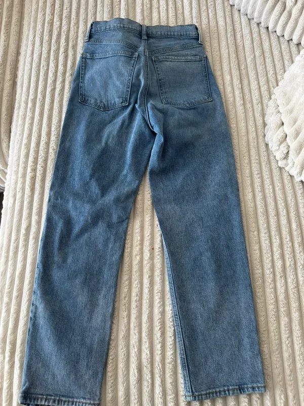 Old Navy jeans - Image 2