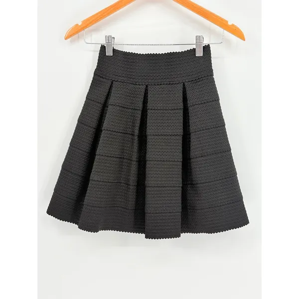 Xhilaration Skater Skirt Womens XS Black Textured Knit Box Pleat Mini Flare‎ - Image 2