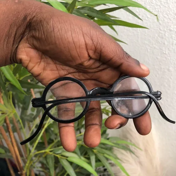 Harry Potter or Where’s Waldo Halloween Costume Prop Cosplay Black Round Vintage Glasses Preppy Minimalist Eyeglasses - Unisex - Image 2