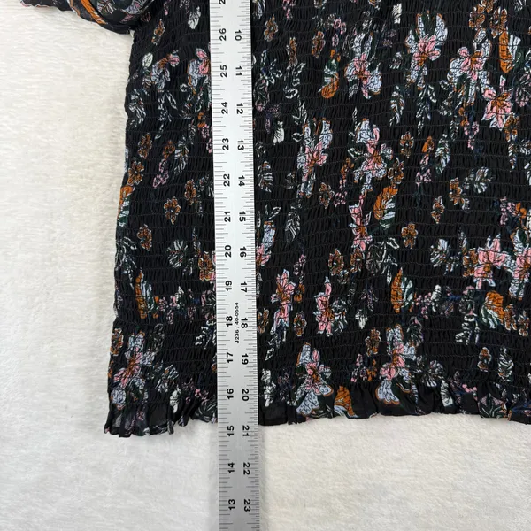 Veronica Beard Smocked Floral Blouse Black Pink Long Sleeve Top Size 4 - Image 4