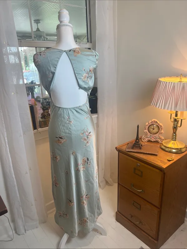 Sage Green Floral Lace Slip Dress size XS. - Image 4