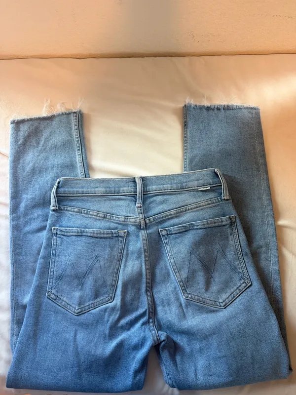 MOTHER Denim Fray Jeans - Image 10