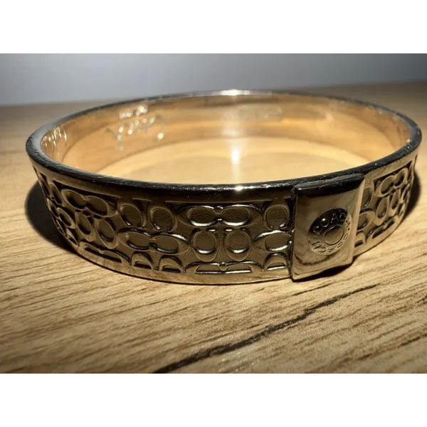 Coach Gold Tone Signature Logo Pattern Bangle Bracelet Signed 8" - Image 4