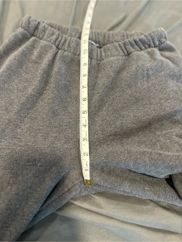 Brandy Melville Rosa sweatpants Sz:OS charcoal gray elastic waist/cuffs pockets. - Image 5