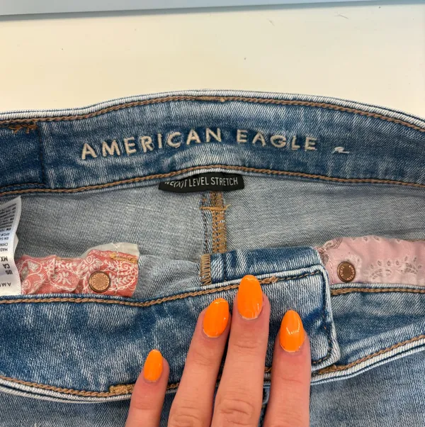 American Eagle Next Level Stretch Jean Shorts - Image 4
