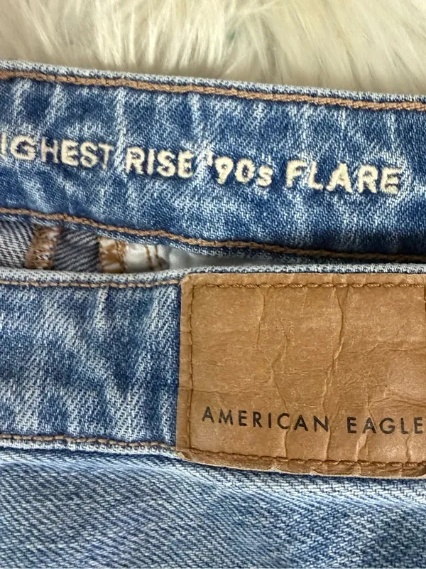 American Eagle Highest Rise 90s Flare Jeans Size 4 Distressed Light Wash - Image 4