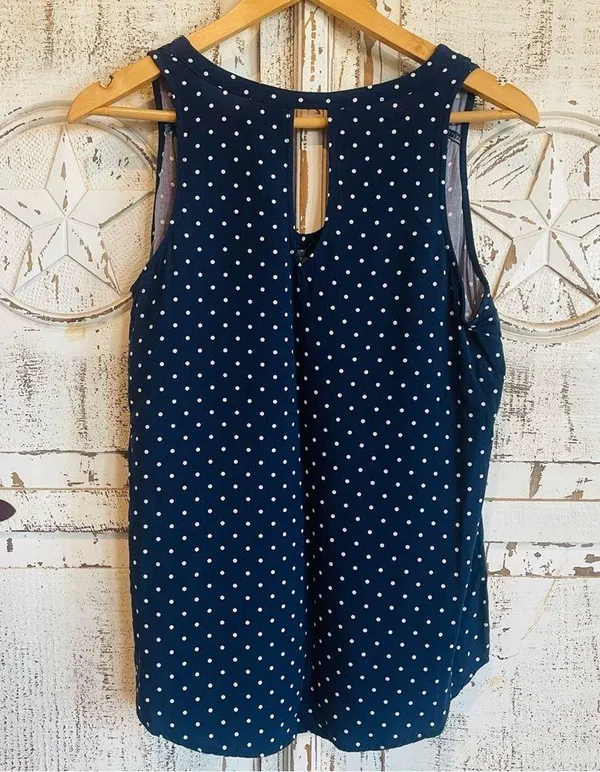 Old Navy Navy Polka Dot Sleeveless Top - Image 3