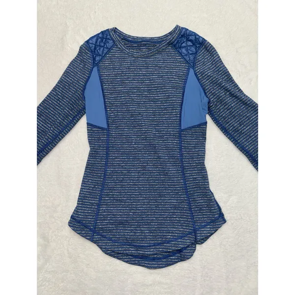 Lululemon Run Ice Queen Slope Stripe Limitless Blue long sleeve size 6 - Image 2