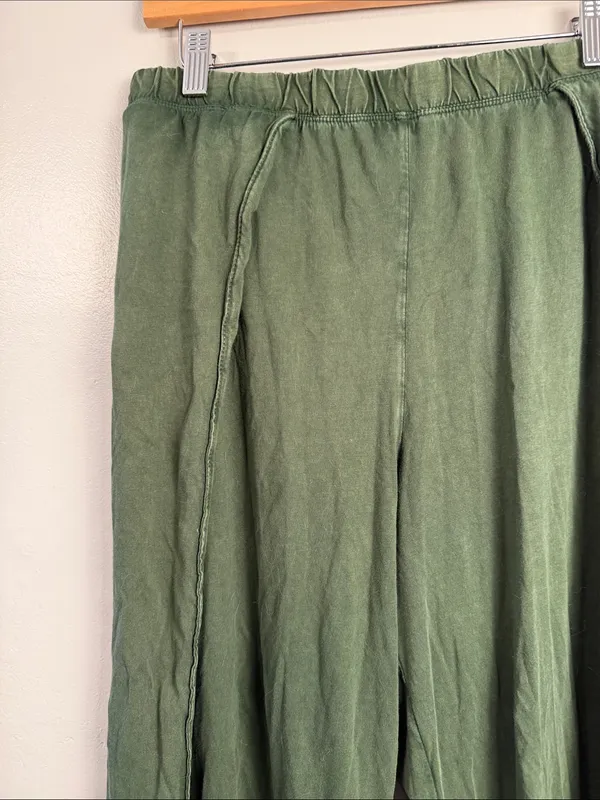 Daily Practice Anthropologie Green 100% Cotton Pants Size Medium - Image 2