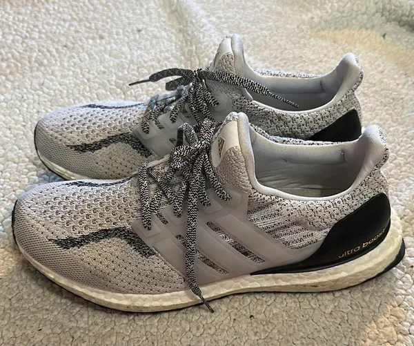 UltraBOOST 5.0 DNA Running Sneakers - Image 3