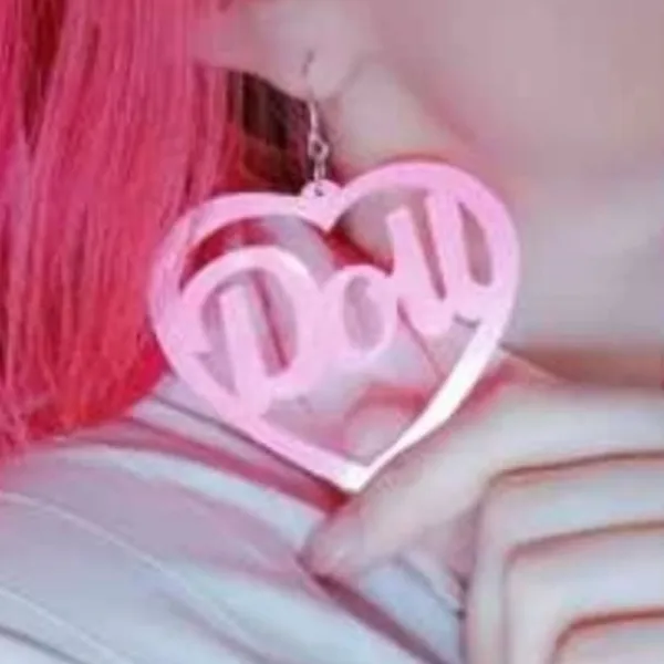 Foxy Glittery Pink “Doll” heart earrings - Image 7